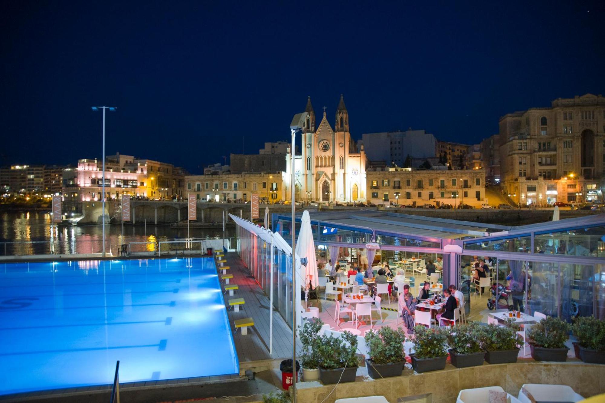 Maltese Balcony Apartment Saint Julian's Exterior photo